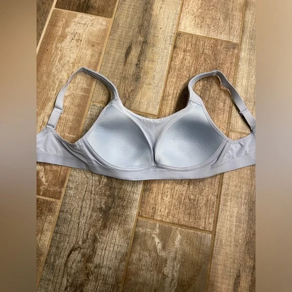 Lululemon Run Times Bra 34B Pale Blue - Picture 6 of 6